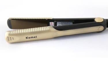 Kemei KM-327 Hair Straightener  image 2