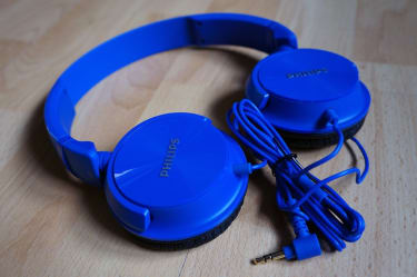 Philips SHL3060 On the Ear DJ Headphones  image 3